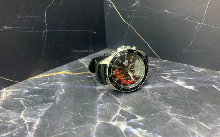 Часы  Casio