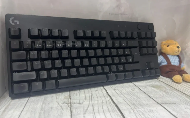 Клавиатура Logitech G pro