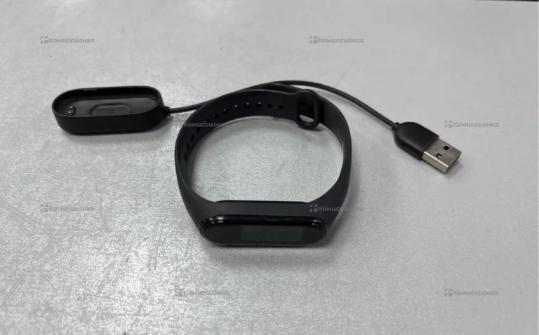 Часы  Xiaomi mi band 4
