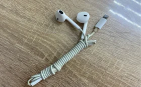 Купить Наушники  Apple б/у , в Кинель Цена:890рублей