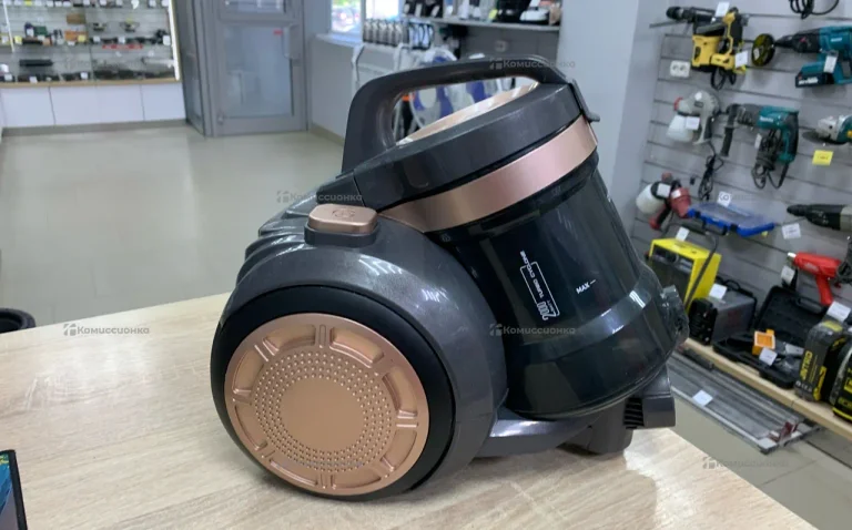 Пылесос Centek CT-2562