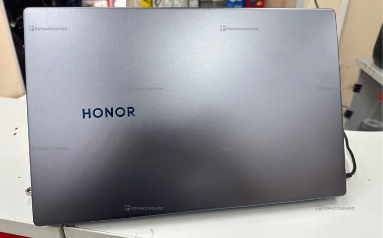Ноутбук Honor