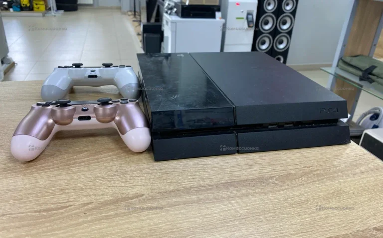 Приставка Sony PS 4 fat 500GB