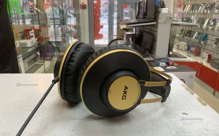 Наушники  AKG K92