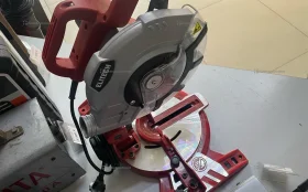Купить Торцовочная пила Elitech Пт 13-21 б/у , в Кострома Цена:5500рублей