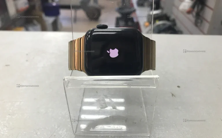 Часы  Apple Watch SE 2