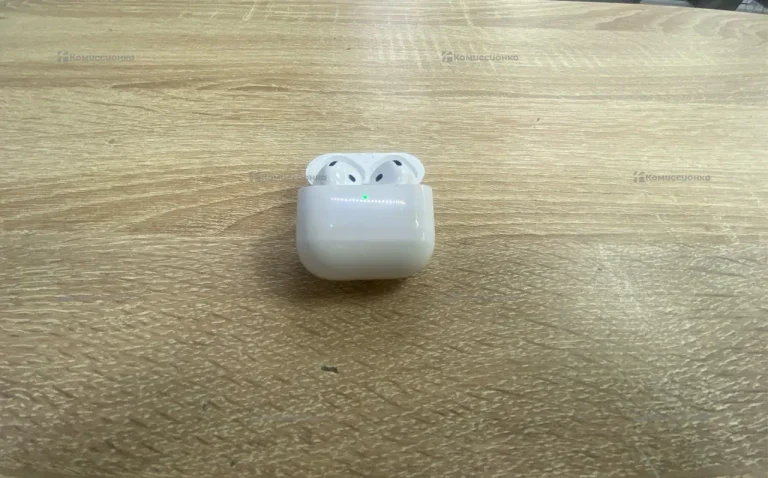 Наушники  AirPods 4 без шумки