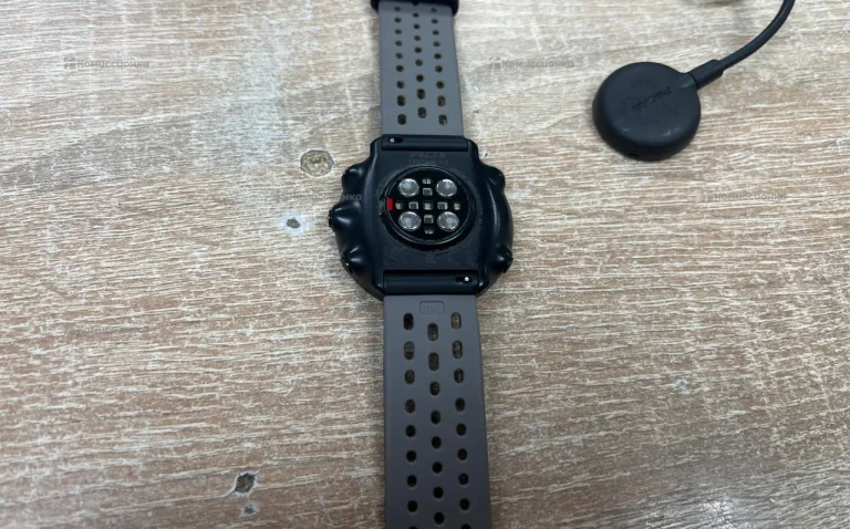 Часы Polar Vantage M2