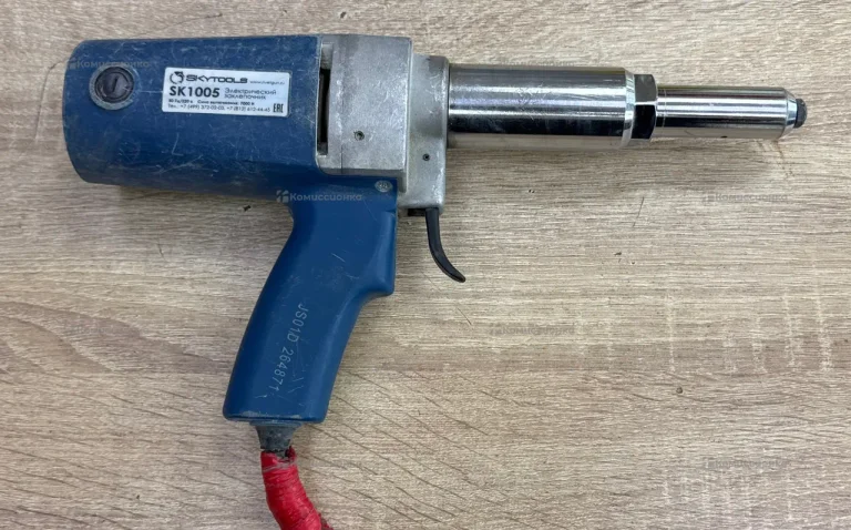 Заклепочник Skytools sk1005