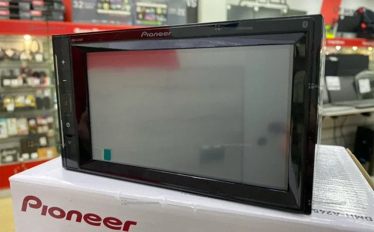 Автомагнитола  Pioneer DMH-A245BT