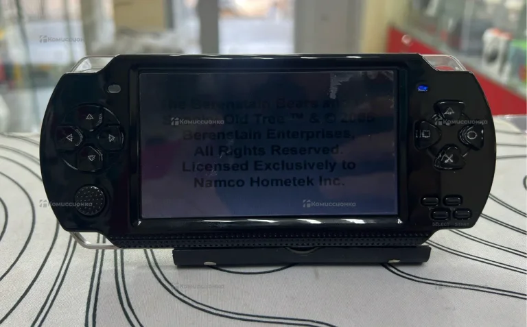 Портативная игровая консоль (реплика PSP)