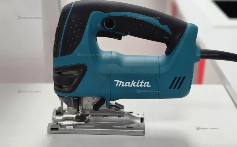 Лобзик Makita 4350CT