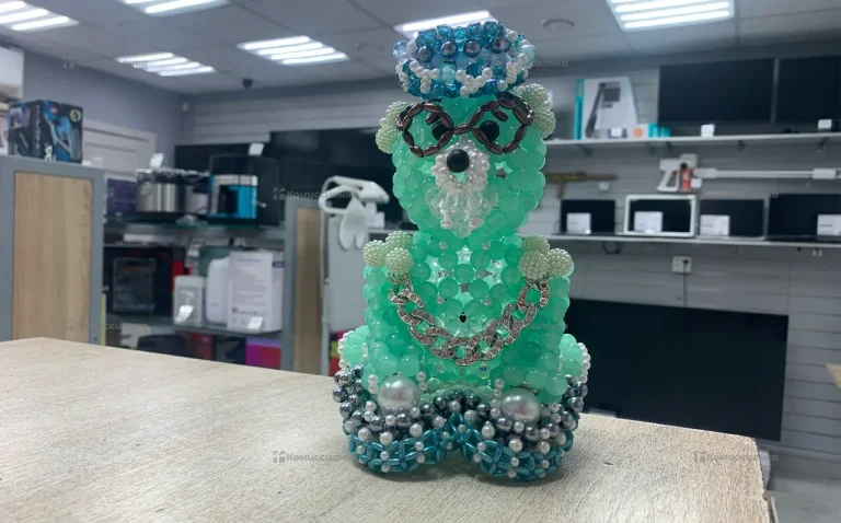 Блестящий медведь