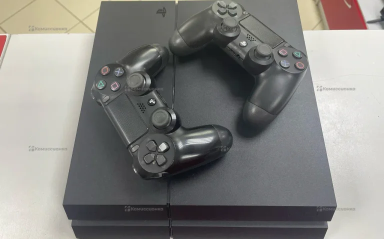 Приставка Sony PlayStation 4 Fat 500 GB