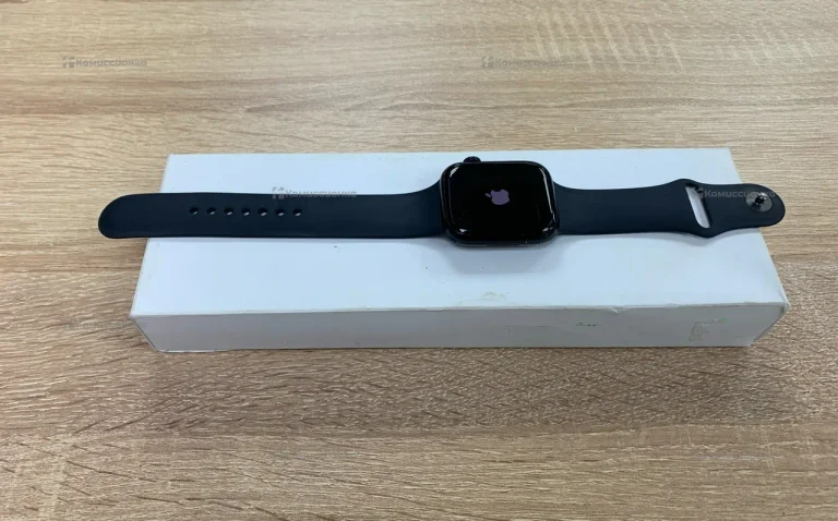 Часы  Apple Watch 9 45mm