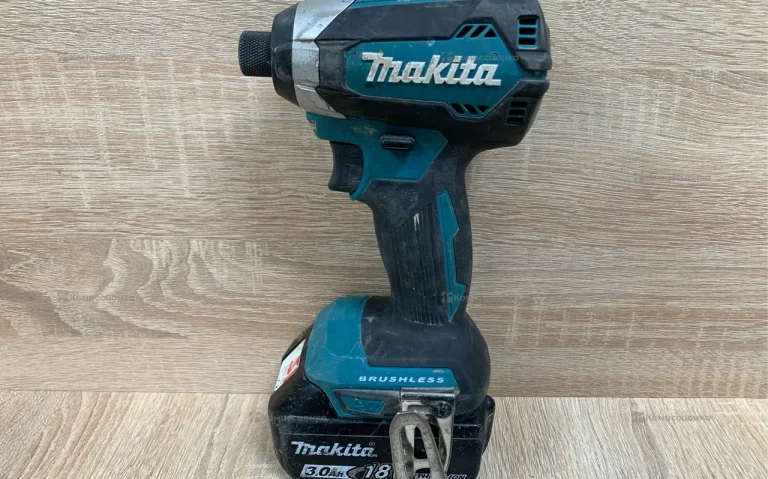 Винтоверт Makita DTD153RFE