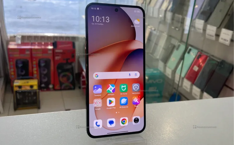 Xiaomi 13 12/256 ГБ