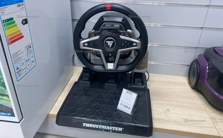 Игровой руль с педалями