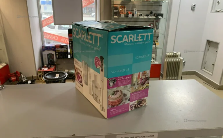 Блендер Scarlett SC-HB42F28