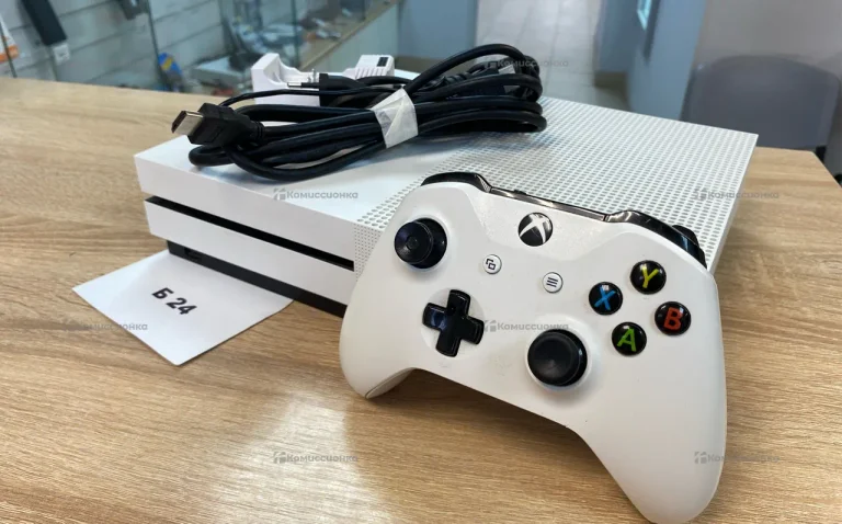 Приставка Xbox One S 1tb