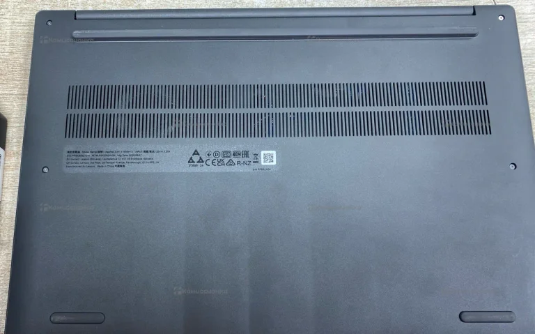 Ноутбук Lenovo IdeaPad Slim 3 16IRH10