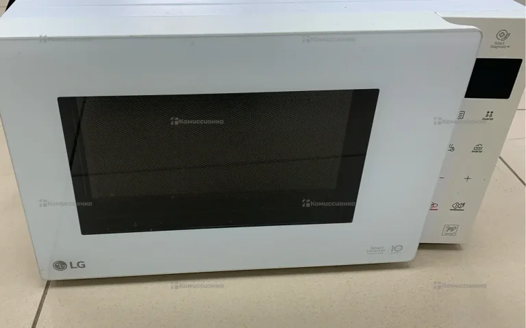 Микроволновая печь  LG MS23