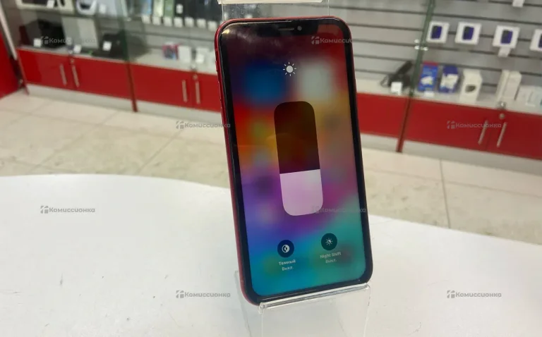 Apple iPhone XR 3/64 ГБ