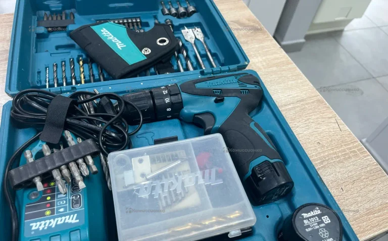 Шуруповерт Makita HP330D