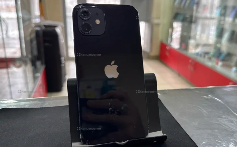 Apple iPhone 11 4/64 ГБ