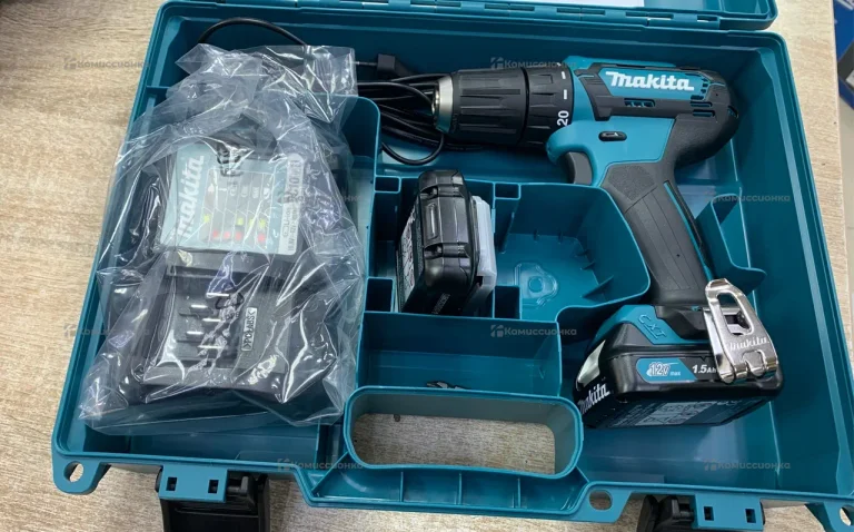 Шуруповерт Makita DF333DWYE