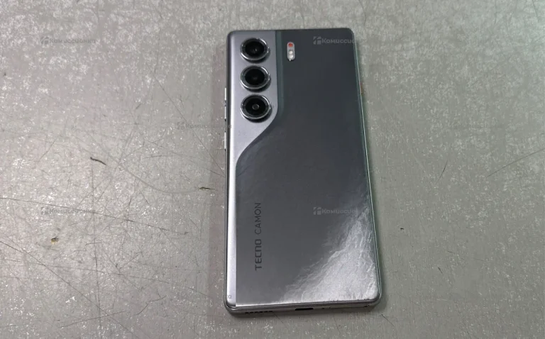 Tecno Camon 40 12/256 ГБ