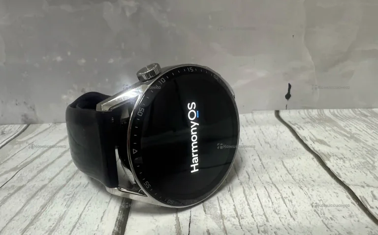Часы Huawei Watch GT 44