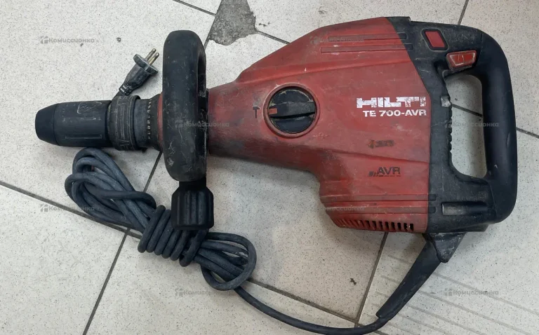 Отбойный молоток Hilti TE 700-AVR