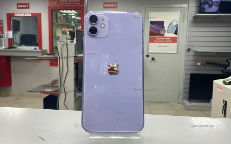 Apple iPhone 11 4/128 ГБ