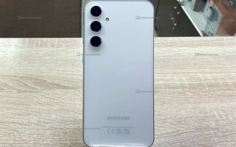 Samsung Galaxy S23 FE 8/128 ГБ