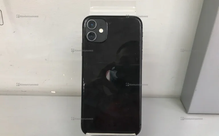 Apple iPhone 11 4/64 ГБ