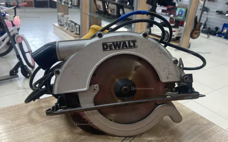 Циркулярная пила Dewalt D 23620