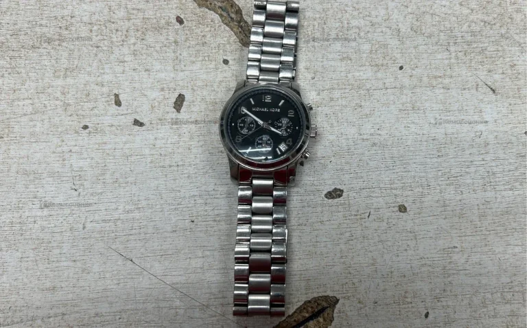 Часы  Michael Kors