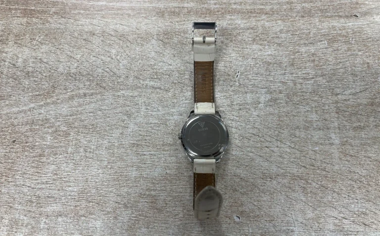 Часы Guess W650061