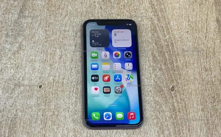 Apple iPhone 11 4/128 ГБ