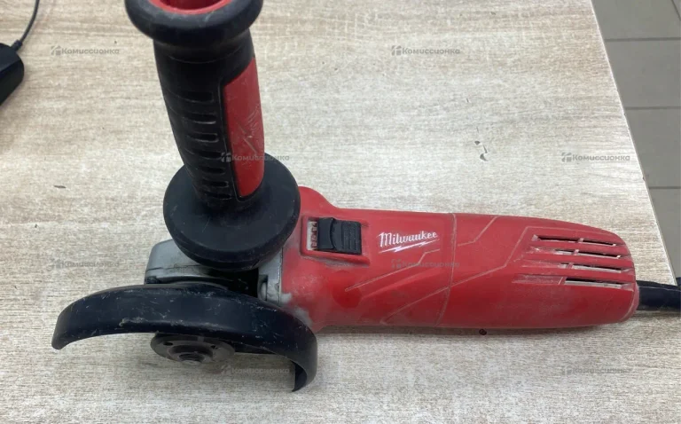 ушм Milwaukee AVG 10-125 Ek