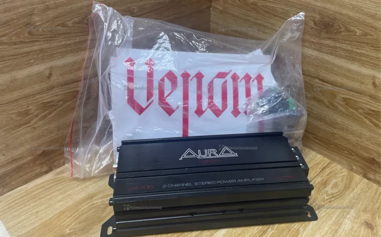 Усилитель  Aura Venom D2.300