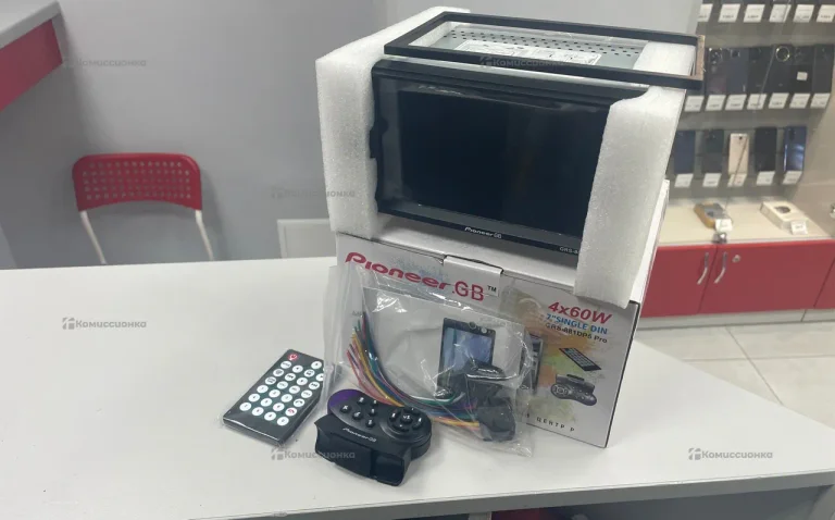 Автомагнитола  pioneer gps-881dp5
