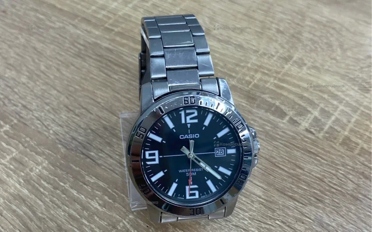 Часы  Casio