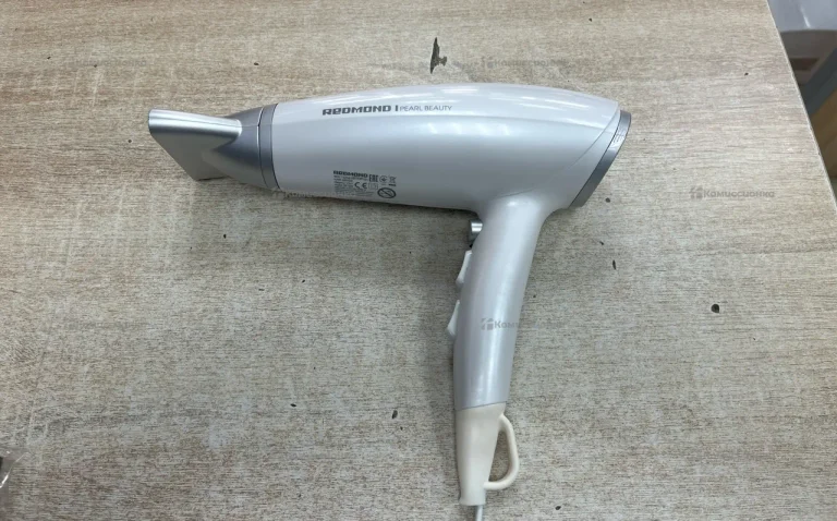 Фен Redmond RF-532