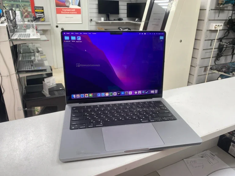 Ноутбук  MacBook Pro m3