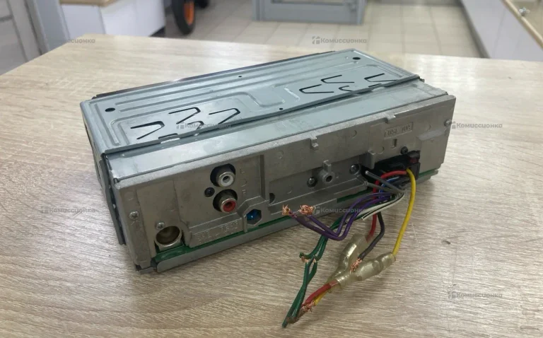 Автомагнитола  Sony dsx-a210
