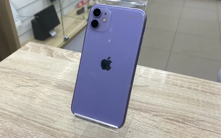 Apple iPhone 11 4/64 ГБ