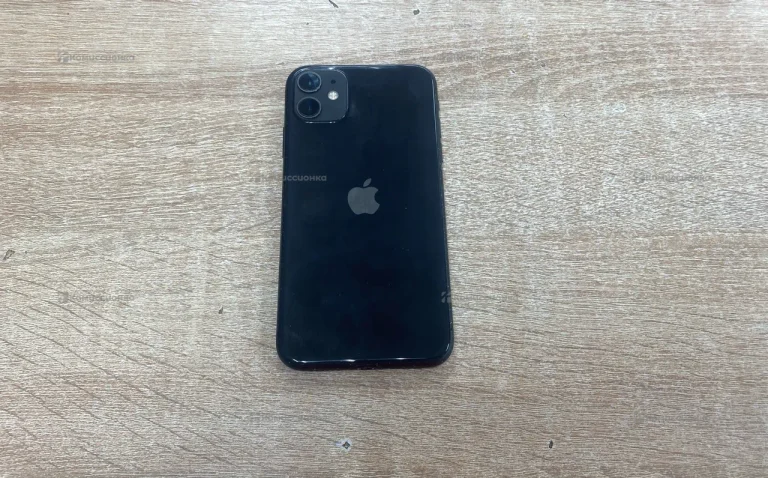 Apple iPhone 11 4/128 ГБ