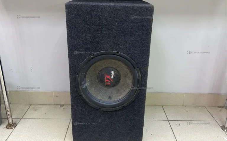 Сабвуфер  stx mac audio